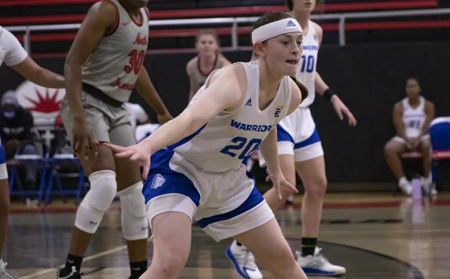 Tipos EXZ | Novou tvrou v kabne Sasha Schoenborn