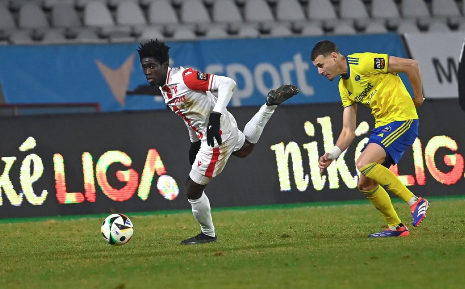 A-tm | Donkor sa dohodol na ukonen zmluvy