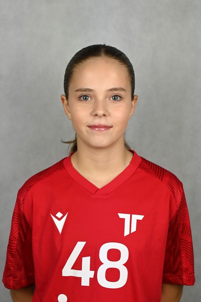 Nela Zelenkov #48